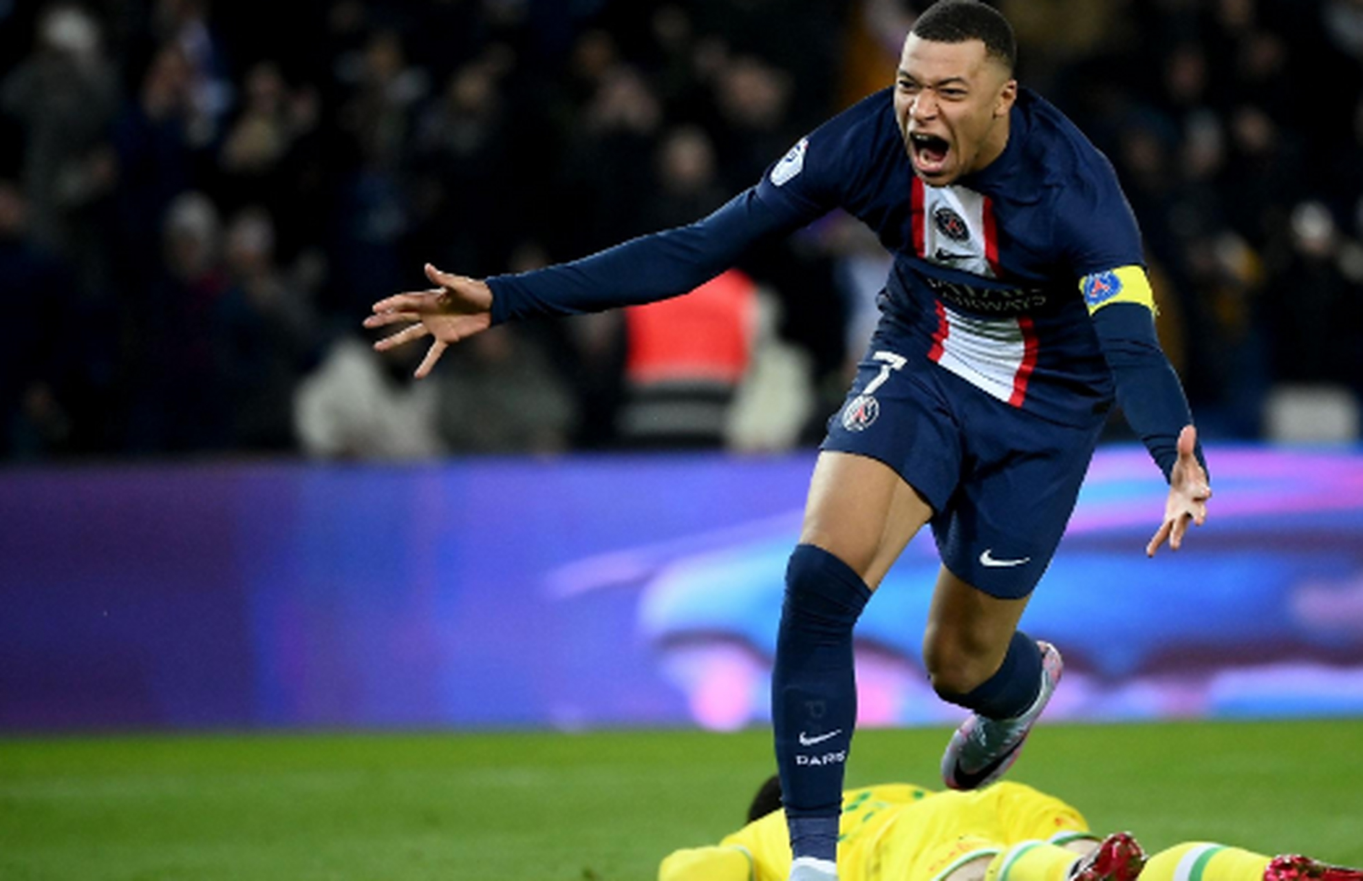 国际比赛日广东宏远门线救险——欧冠节点到来,媒体盛赞,球队文化再被提及 国际比赛日广东宏远门线救险——欧冠节点到来,媒体盛赞,球队文化再被提及