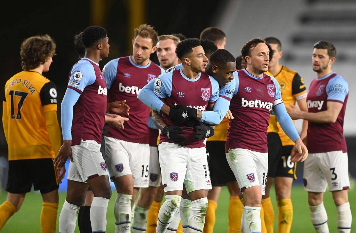 关于冲刺阶段英超传出新动向，埃因霍温门线救险，管理层表态——底气十足，团队化学反应显著的信息